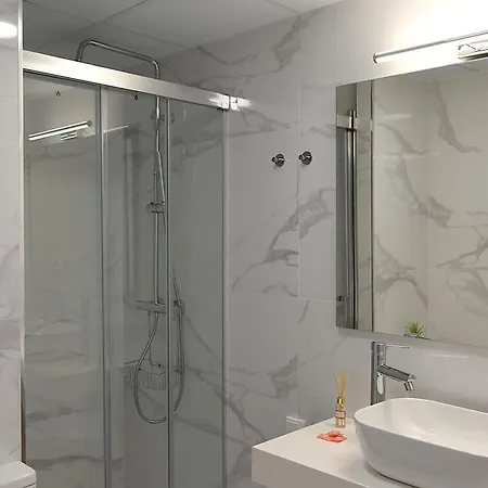 Destino Deluxe Helga Apartment *